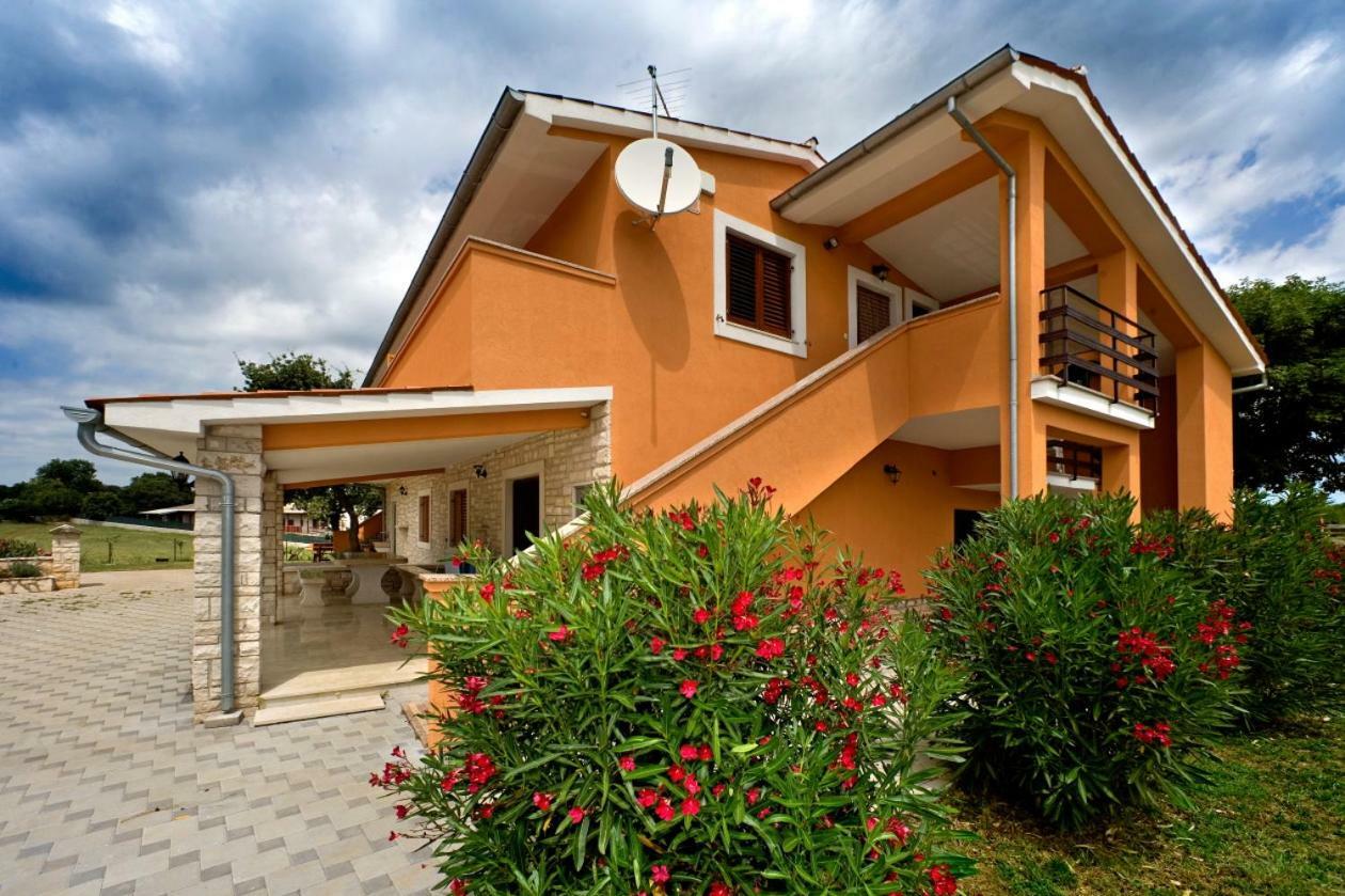Vrtline In Krnica * Istrien Hotel Ngoại thất bức ảnh